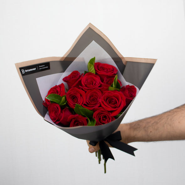 Ramo hand tied - 12 rosas