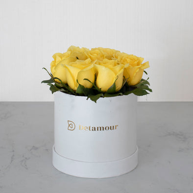 Hat box - 8 Rosas amarillas